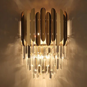 Moderne Kristallwandleuchte mit elegantem, stilvollem Design