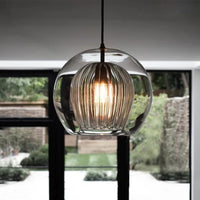 Luxuriöse Glas-Pendelleuchte für moderne Innenräume