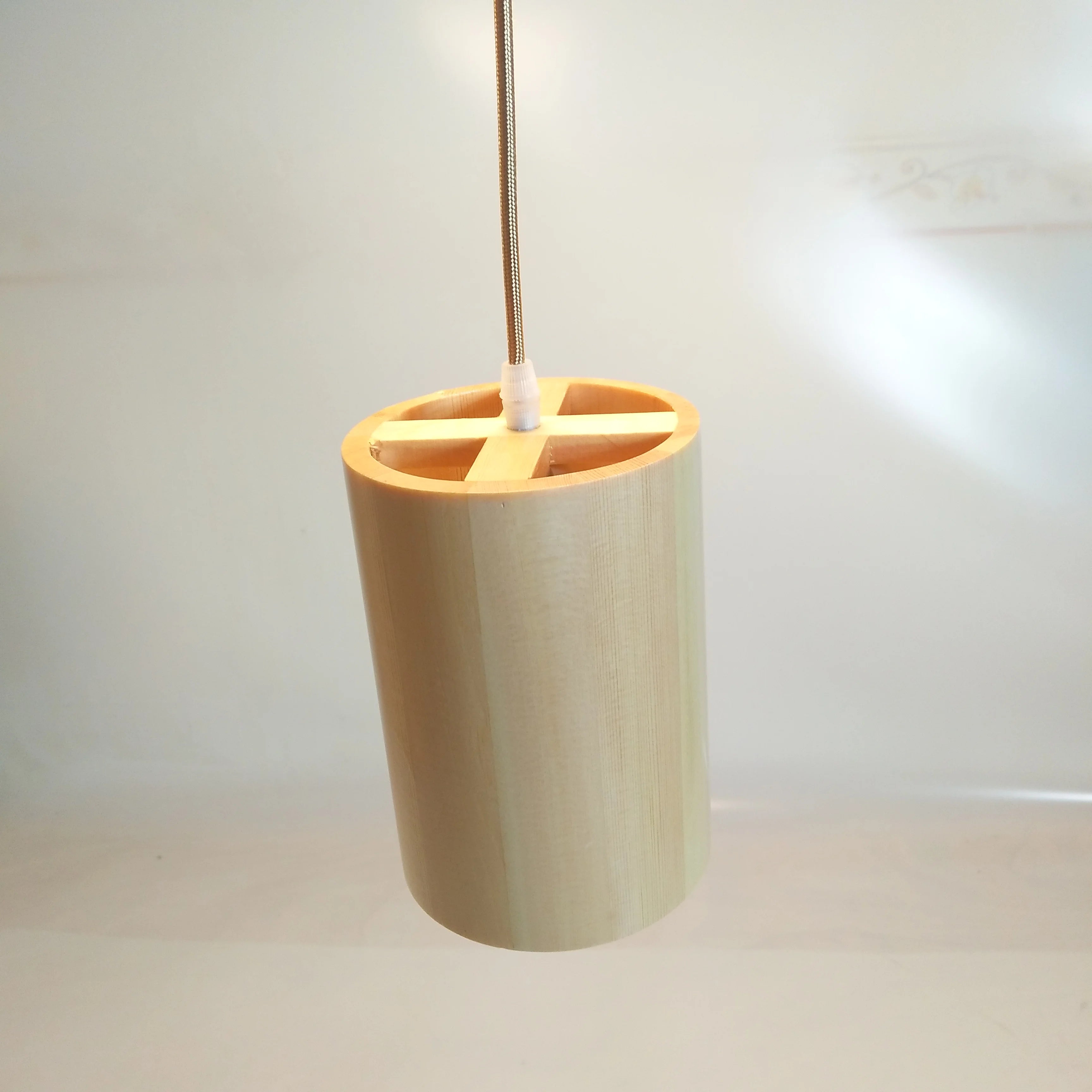 Suspension en bois simples nordiques de créateur lampe suspendue led cuisine île bar hôtel décor à la maison E27 - vue 7 sur 9