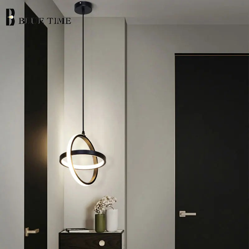 Plafonnier Led suspendu en noir et blanc au design moderne et simpliste - vue 5 sur 10