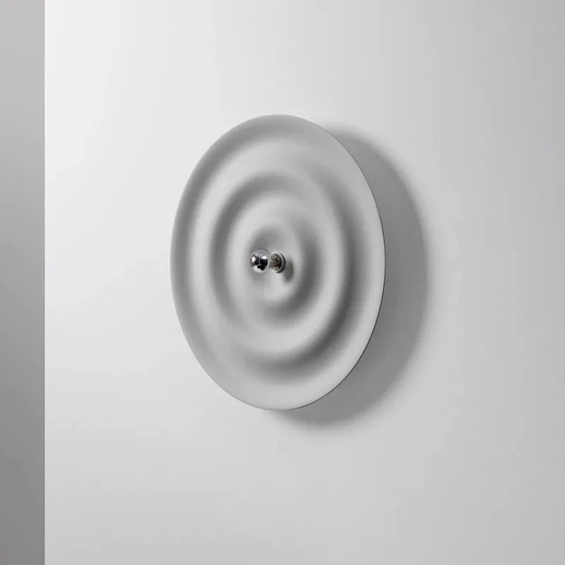 Minimalistische Pendelleuchte aus Eisen für moderne Innendekoration