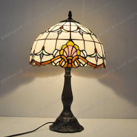 Nachttischlampe im Tiffany-Stil Barock aus geschweißtem Glas mit Metallfuß