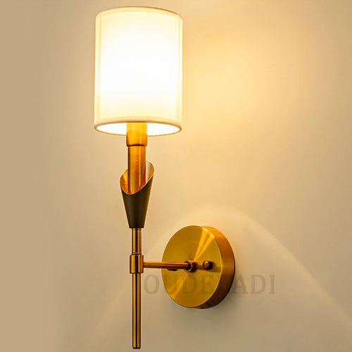 applique murale moderne avec abat-jour en tissu