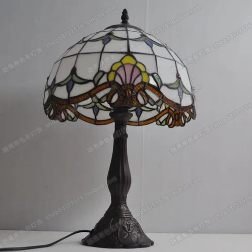 Nachttischlampe im Tiffany-Stil Barock aus geschweißtem Glas mit Metallfuß - vue 7 sur 6