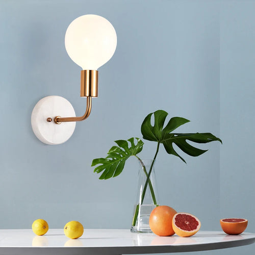 Wandleuchte aus Marmor und Glas im nordischen Design für die Innendekoration