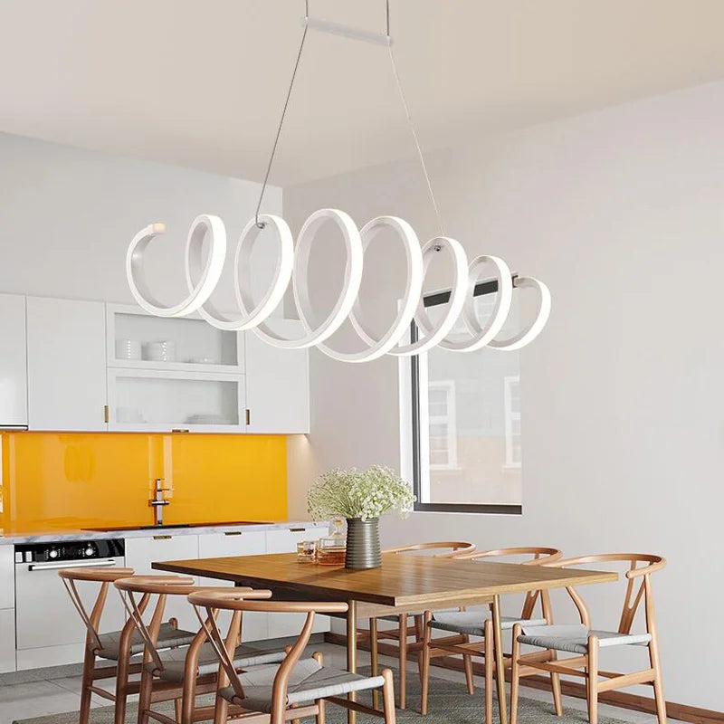 lustre moderne en aluminium avec lumières leds intégrées