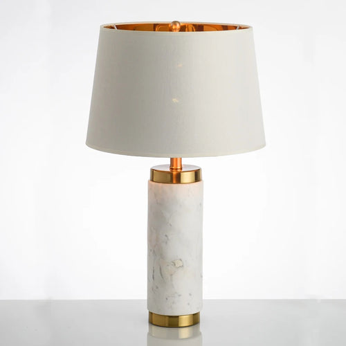 Minimalistische Schreibtischlampe aus marmoriertem Stoff für ein elegantes Interieur