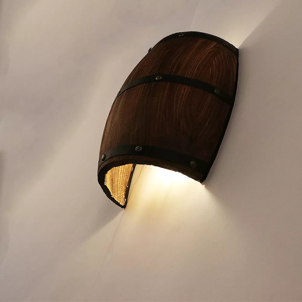 Retro-Wandleuchten in Fass-Optik aus Holz - vue 3 sur 8
