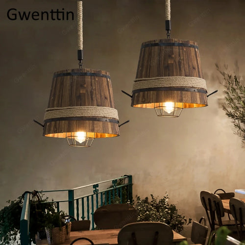 Vintage-Pendelleuchte aus Holz im Industriestil für Retro-Dekoration