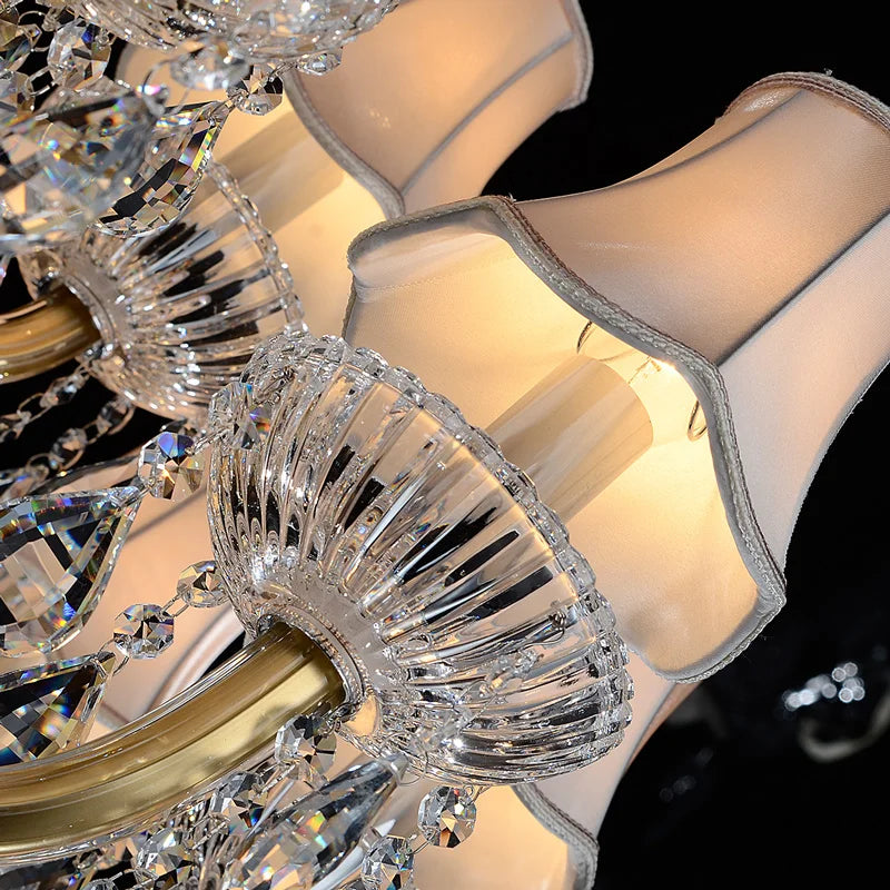 lustre moderne en cristal pour un éclairage élégant et raffiné - vue 3 sur 6