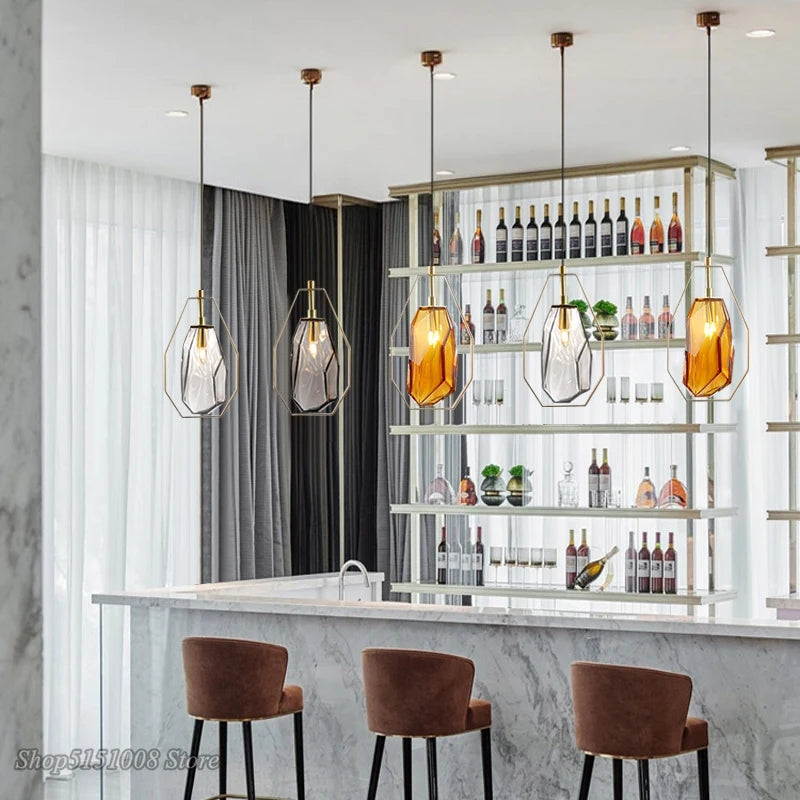 Postmoderne LED-Pendelleuchte aus unregelmäßigem Glas - vue 3 sur 8