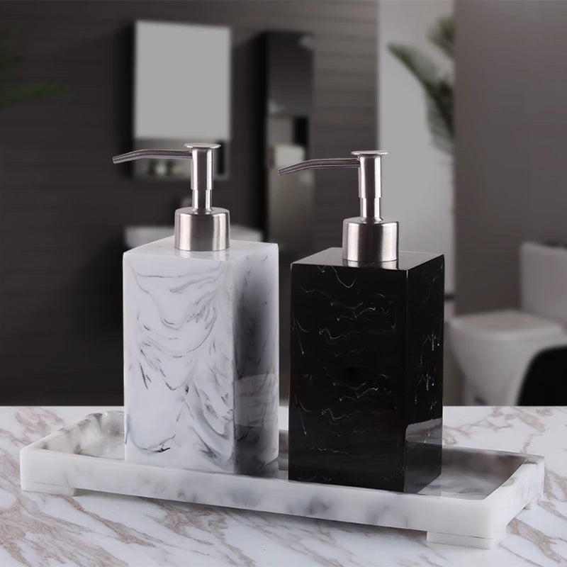 accessoires nordiques distributeur désinfectant et shampoing imitation marbre - vue 3 sur 10