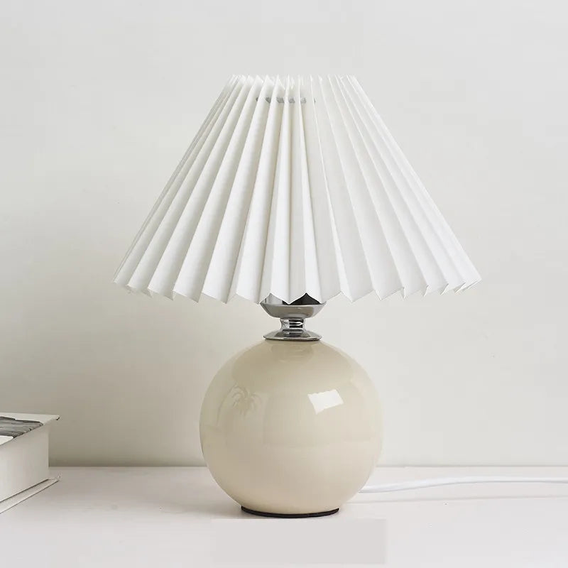 Lampe de table plissée coréenne - vue 14 sur 25