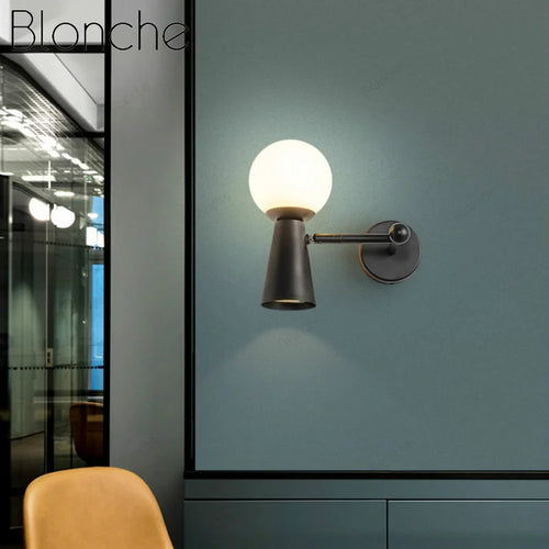 Wandleuchte aus Schmiedeeisen mit drehbarem Glaskopf und dekorativen LED-Lampen - vue 3 sur 12