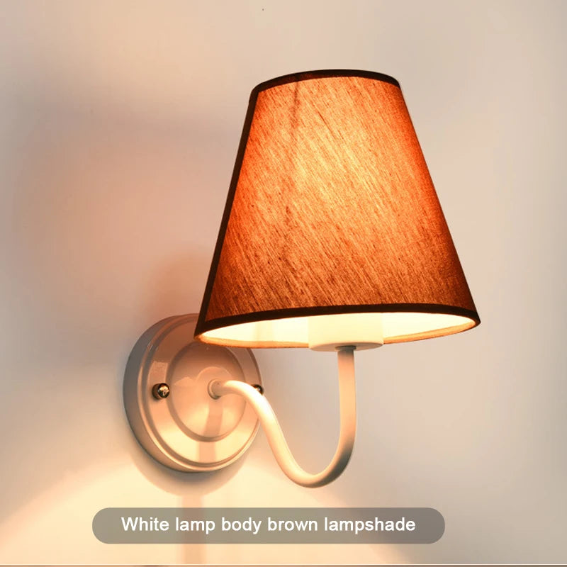 Amerikanische Retro-Wandleuchte aus Stoff mit europäischem LED-Lampenschirm - vue 8 sur 14