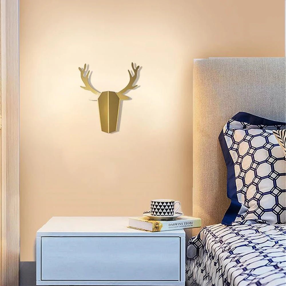Minimalistische LED-Wandleuchte in Geweihform - vue 2 sur 8