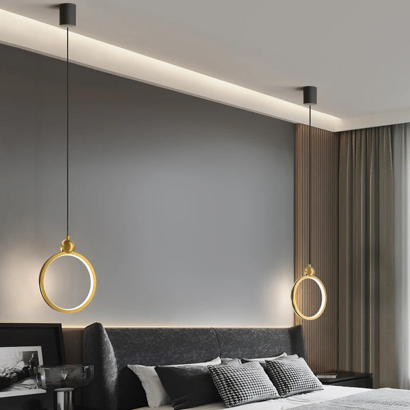 Nordische Designer-Pendelleuchte mit goldenem Ring - vue 5 sur 10