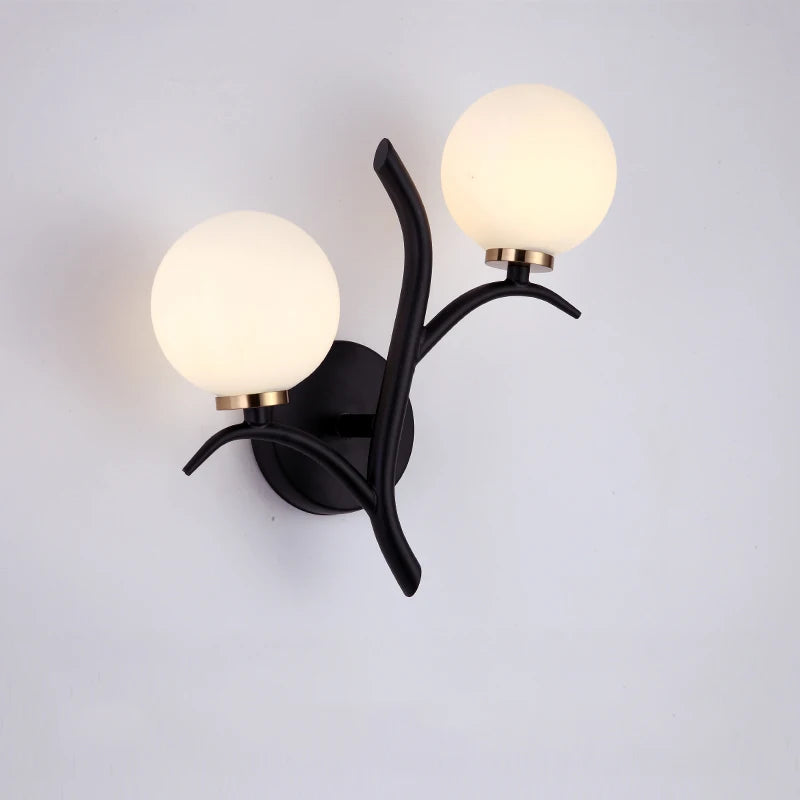Applique murale led en métal nordique boule de verre dorée postmoderne loft café - vue 3 sur 8