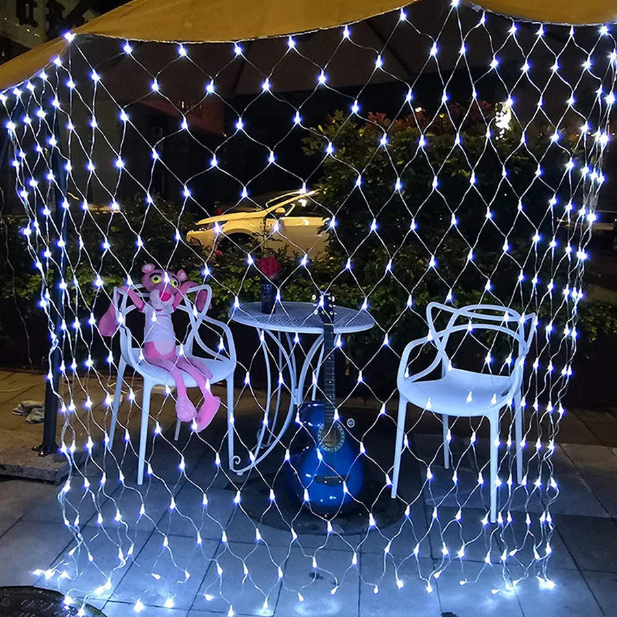 LED-Lichterkette Netz für außen, 200 LEDs, anschließbar, 8 Modi, dekorativ - vue 3 sur 10