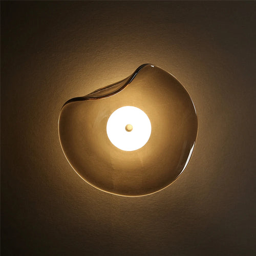 Moderne LED-Wandleuchte aus Glas mit gebogener Oberfläche - vue 2 sur 7