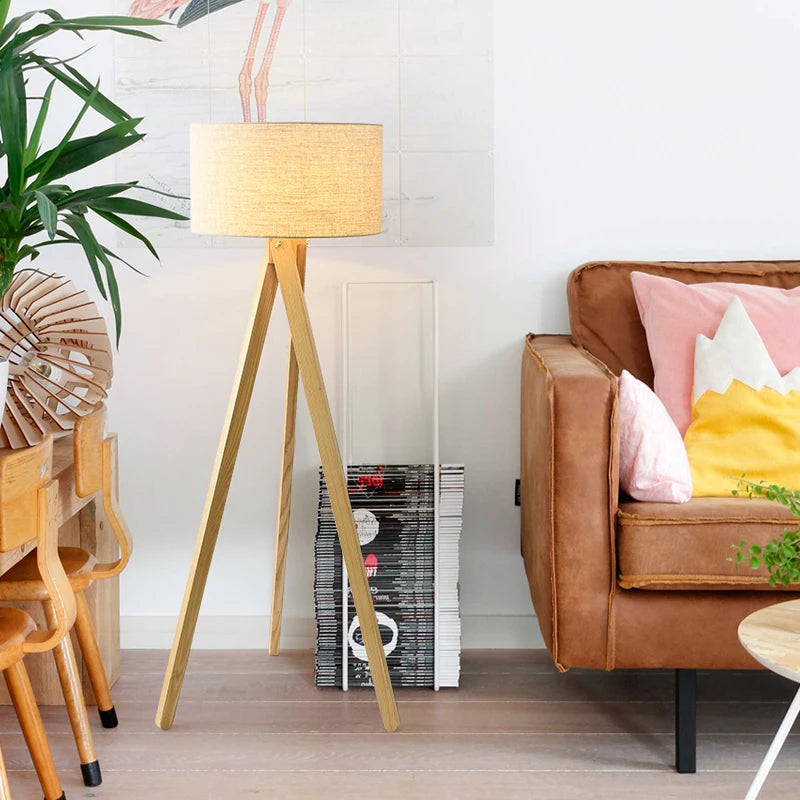 Lampadaire design Led en bois massif