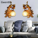 Vintage Wandleuchte Pfau Gold Dekorativ aus Kristall
