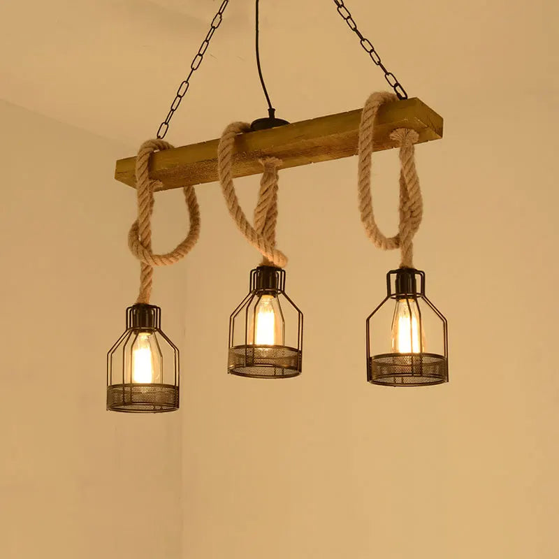 Kronleuchter im Retro-Industriedesign mit 3 Köpfen aus Holz und Hanfseil