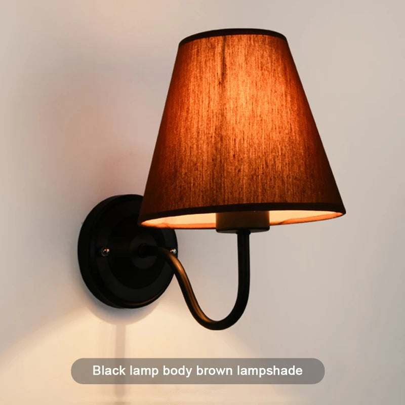 Amerikanische Retro-Wandleuchte aus Stoff mit europäischem LED-Lampenschirm - vue 10 sur 14