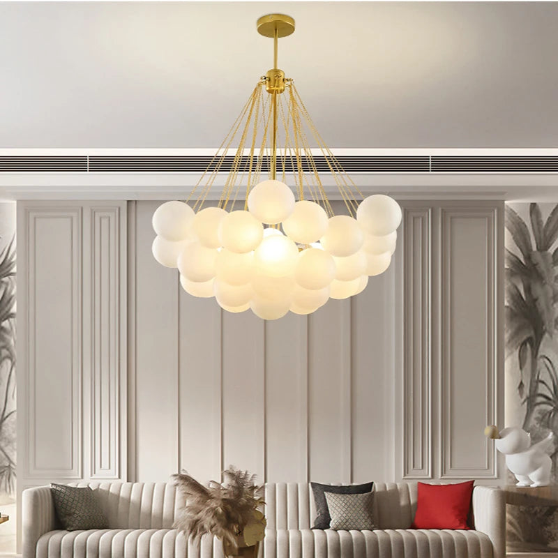 lustre à bulles de verre design nordique pour un intérieur moderne - vue 6 sur 10