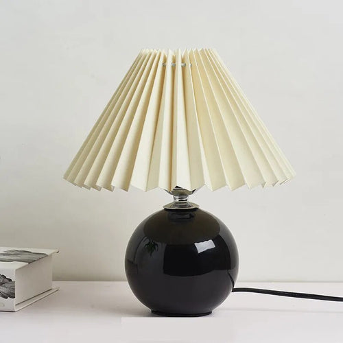 Lampe de table plissée coréenne - vue 23 sur 25