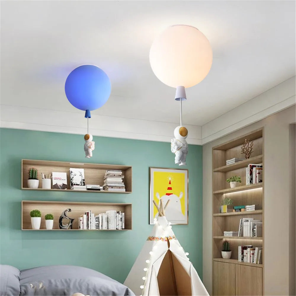 plafonnier led nordique avec astronaute et ballons pour enfants - vue 6 sur 28