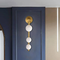 Dekorative moderne Wandleuchte im luxuriösen Stil für ein elegantes Interieur