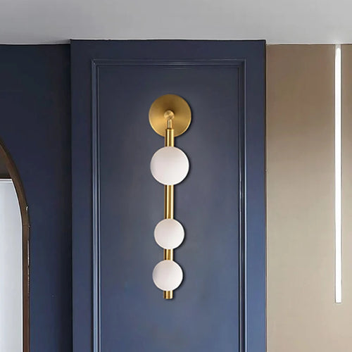 Dekorative moderne Wandleuchte im luxuriösen Stil für ein elegantes Interieur