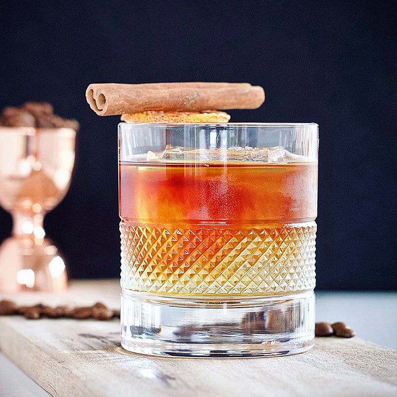 Verres à whisky old fashioned effet cristal texturé - vue 5 sur 7