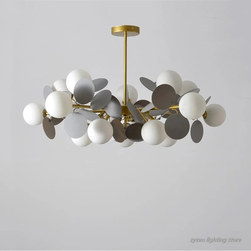 LED-Pendelleuchte im nordischen Design mit dekorativen Blumen aus Acryl - vue 5 sur 24