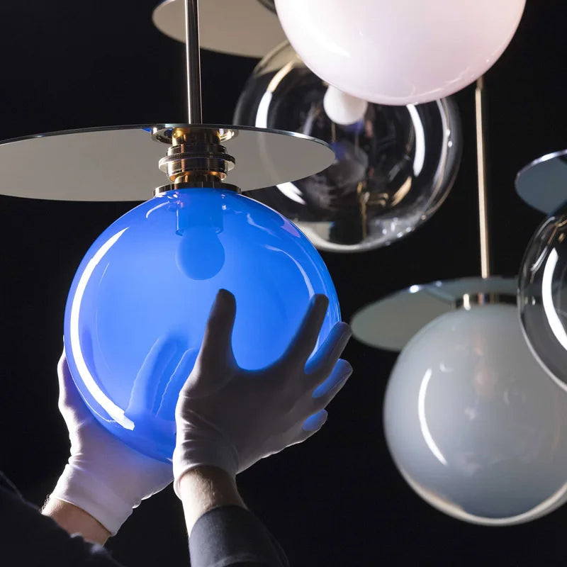 Design Pendelleuchte UFO Rund Eisen Dänemark Bunte Glaskugel LED für Küche - vue 4 sur 11