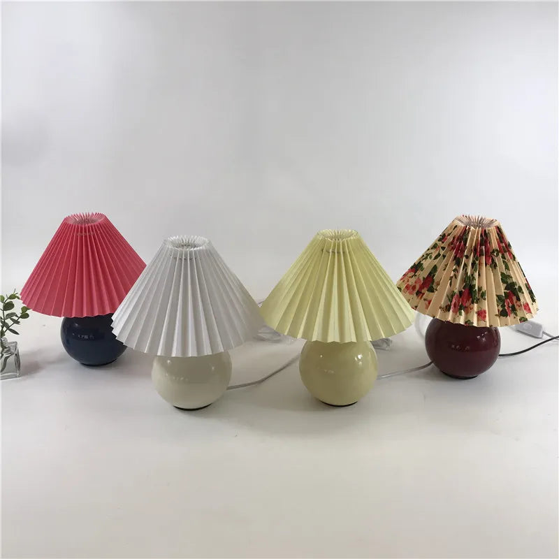 Lampe plissée bois rotin moderne LED bureau et table - vue 6 sur 21