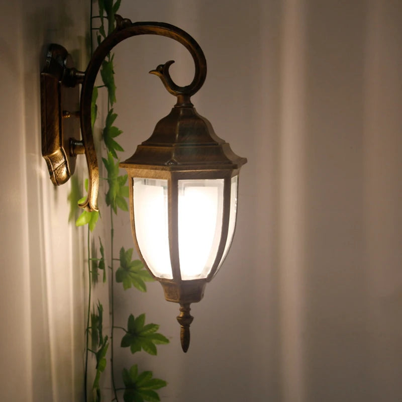 applique murale extérieure étanche style européen rétro et simple - vue 9 sur 8