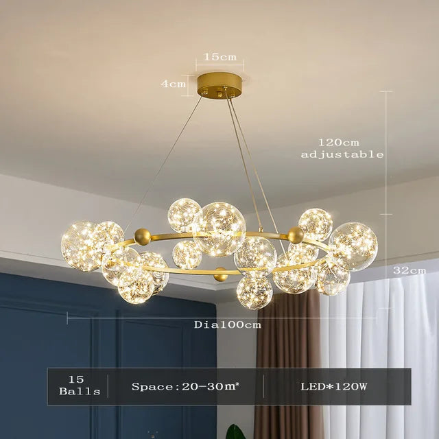 Luxuriöser moderner Kronleuchter mit LED-Ringen und Glaskugeln