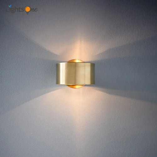 Moderne Wandleuchte für anspruchsvolle Innenräume und zeitgemäßes Design - vue 2 sur 6