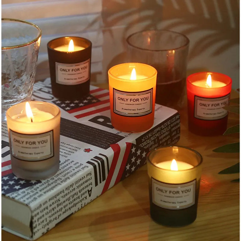bougie parfumée romantique en cire de soja artisanale avec huiles essentielles - vue 3 sur 26