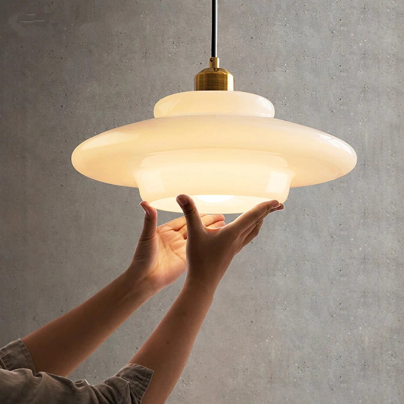 lampe led suspendue moderne en verre pour décoration maison - vue 5 sur 9