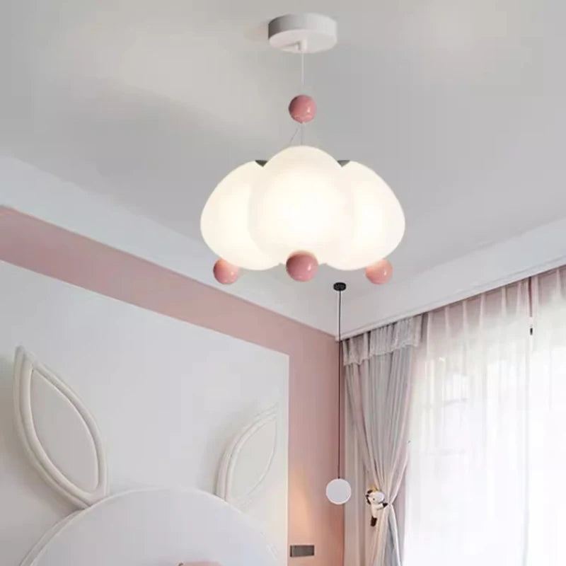 Moderner Kronleuchter für das Kinderzimmer – niedliches Design für Mädchenzimmer - vue 4 sur 7