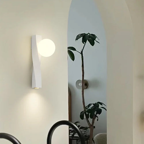 applique murale led en aluminium et verre blanc rotatif