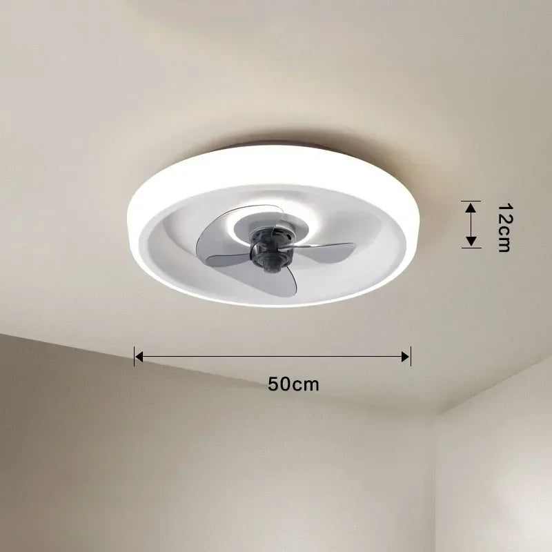 Leiser Deckenventilator mit unsichtbaren Flügeln und integrierter Beleuchtung