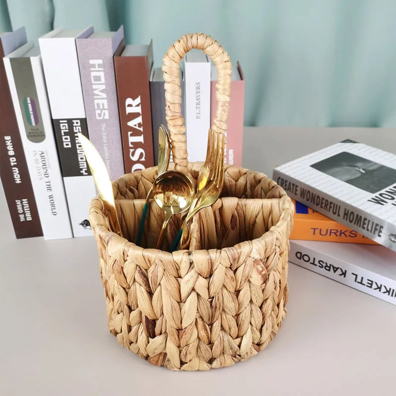 Wicker Flatware Organizer, Hand Woven Water Hyacinth Cutlery Holder for Countertop with Handle - vue 4 sur 6