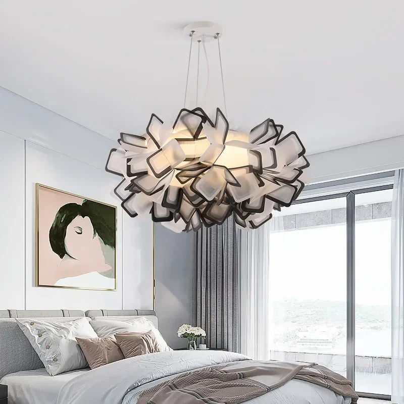 Moderner LED-Kronleuchter mit Augenschutz und Federn - vue 8 sur 10