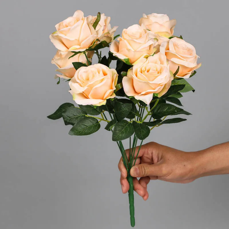 bouquet de roses artificielles en soie pour décoration intérieure - vue 3 sur 15