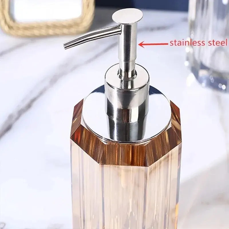 distributeur de savon liquide en cristal transparent pour salle de bain - vue 4 sur 6