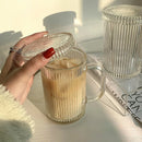 Tasse verre minimaliste avec couvercle et anse